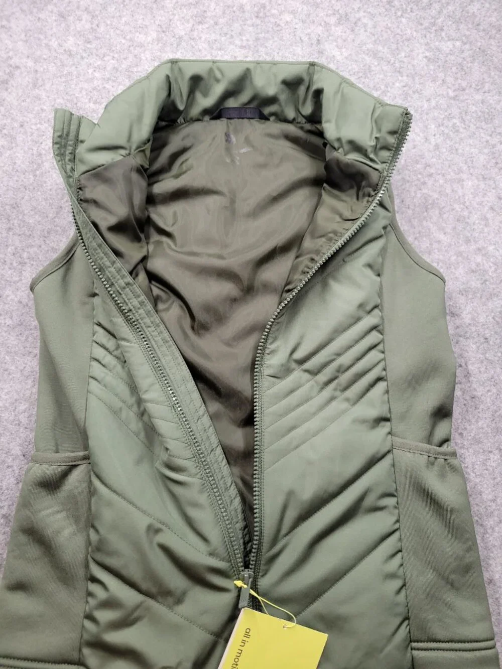 all in motion girls vest